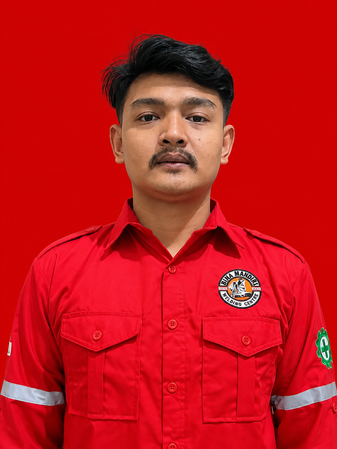 AHMAD NUR FADILLAH KHUJZA